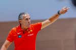 Scariolo advierte al jugador nacional sobre el riesgo del conformismo: «A veces aceptan una posición privilegiada»