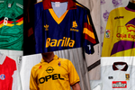 Reflotando diez camisetas malditas del fútbol que solo tuvieron una oportunidad: la trituradora empezó mucho antes