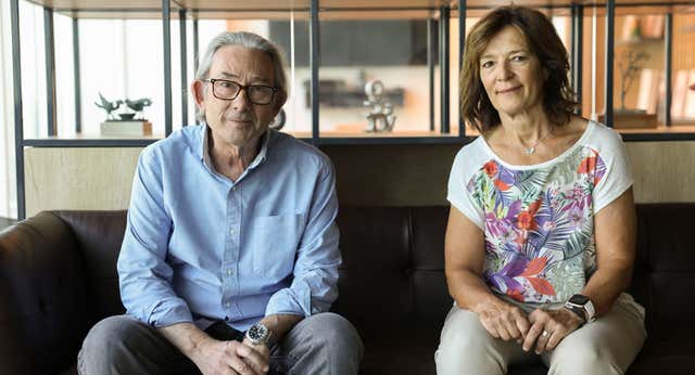En la barra con Miriam Blasco y una orden contra el matrimonio gay que aún la persigue: «Voté, fui al baño y lloré»