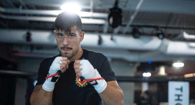 Joel Álvarez.