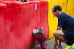 Un ramo de flores hace el silencio en Spa