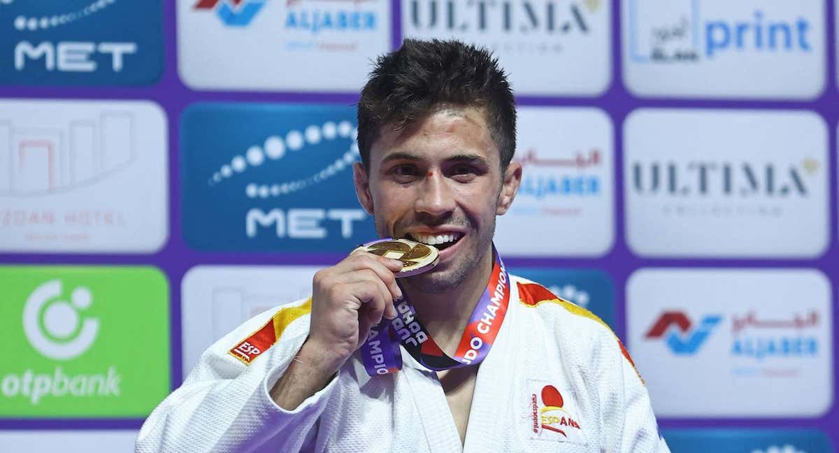 Fran Garrigós, con la medalla en el último Mundial. /EP