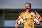 Pau Víctor, cinco lesionados y trece del filial: la lista de Flick para la gira del Barça