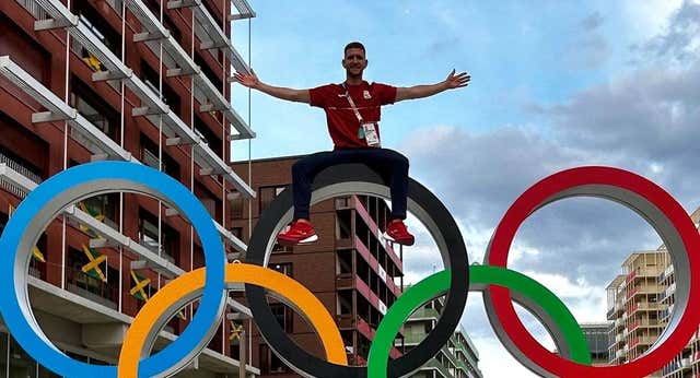 La llamada que sacó a Llavador de las vacaciones y le llevó a los Juegos: «El 29 de julio no me ves el pelo»
