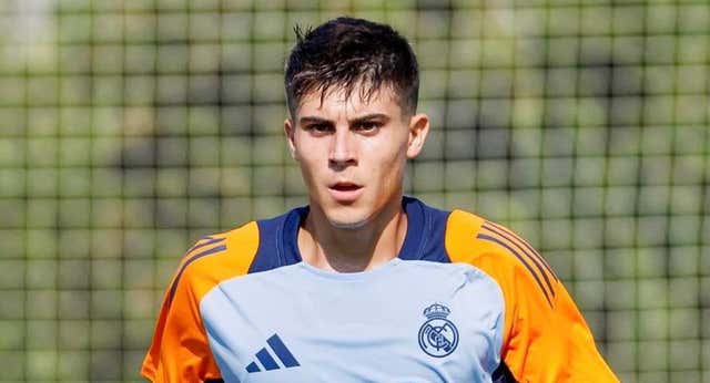 Loren culmina el camino perfecto para un canterano del Real Madrid: «Le obligaban a dejar marcar a los compañeros»