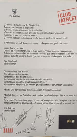 Una maqueta de San Mamés, un disco de Orsai y una carta que resume la esencia rojiblanca: “Detrás de esa idea hay todo un pueblo”