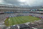 Los rayos suspendieron el Clásico más de una hora: los futbolistas querían jugar y la organización avisó a través del móvil