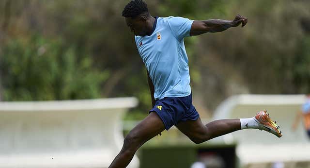 El Chelsea vuelve a apretar al Atlético por Samu Omorodion
