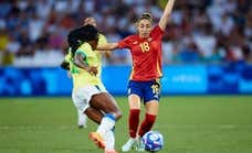 España se olvida de jugar al fútbol, sucumbe ante Brasil y luchará por el bronce