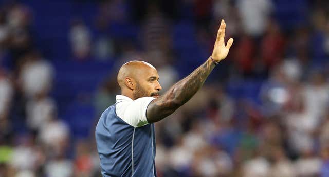Thierry Henry, la leyenda que amenaza a España y creció bajo el brazo de Roberto Martínez: «Es una esponja»