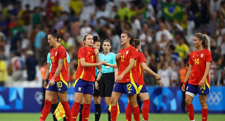 La selección de España dejó una mala imagen frente a Brasil en seminales y ahora busca el bronce en París 2024.