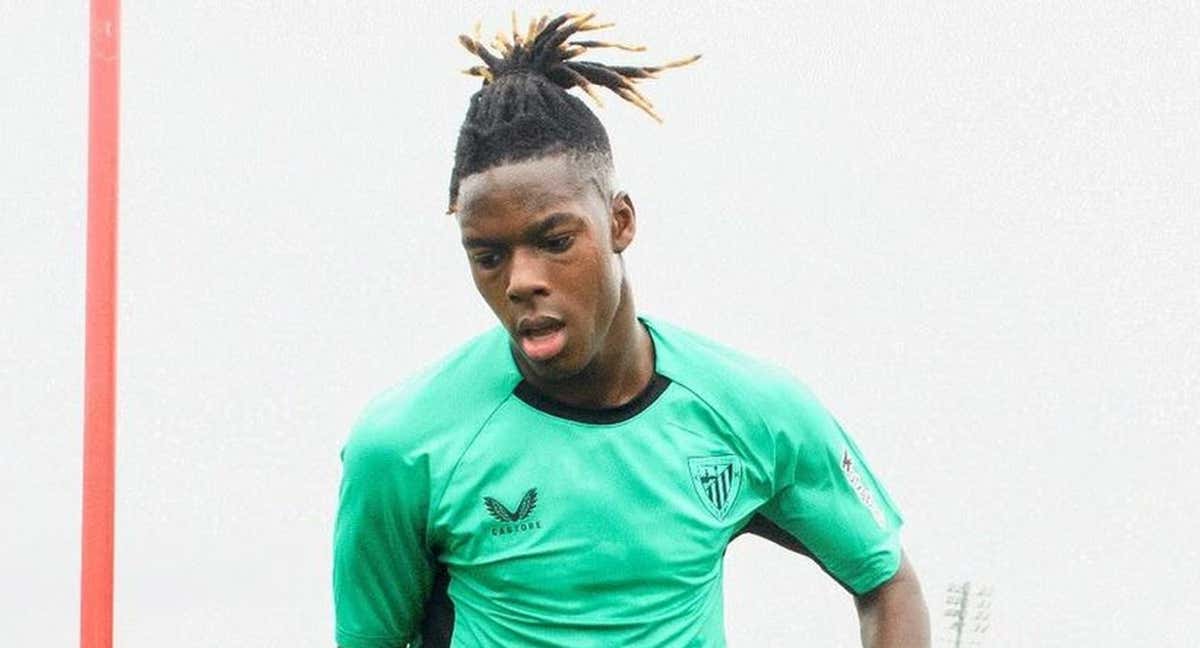 Nico Willims se entrena en Lezama.