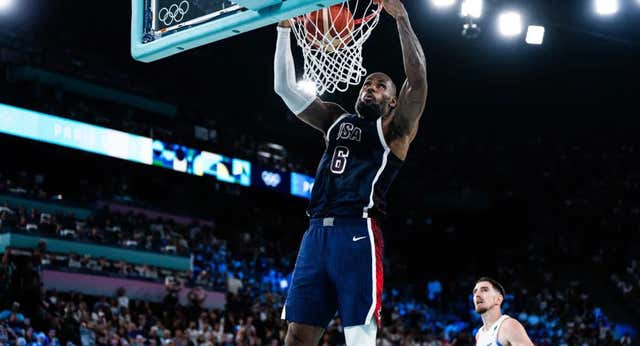 Una exhibición de Curry y el liderazgo de LeBron guían al Team USA hacia un nuevo oro