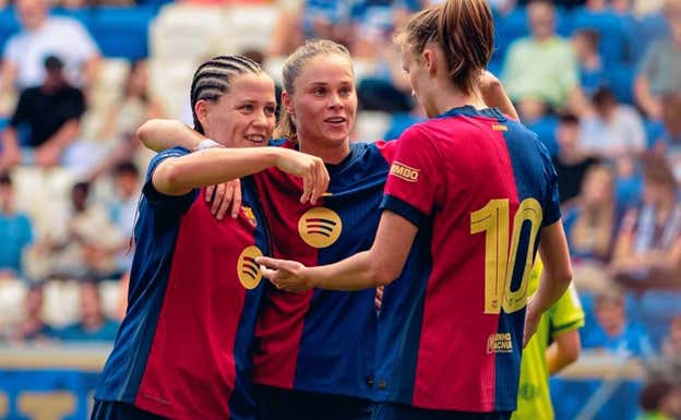 Claudia Pina, Pajor y Graham celebrando un gol.  FC BARCELONA