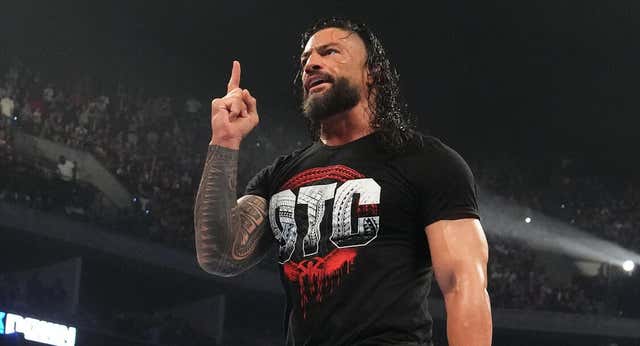 Roman Reigns reclama su posición en SmackDown