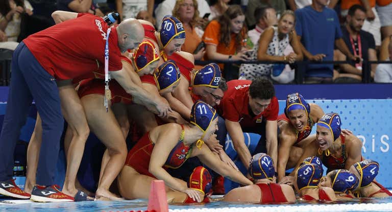 Piña de la selección, en las semifinales de los Juegos Olímpicos.