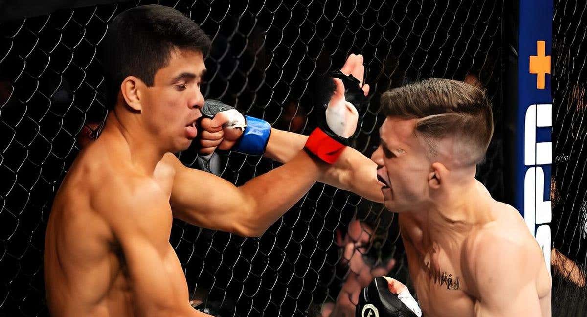 Dani Bárez (der.), durante su primera pelea en la UFC contra el brasileño Jafael Filho.