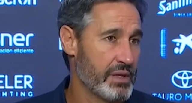 Vicente Moreno explicó en rueda de prensa la suplencia de Bryan Zaragoza, el fichaje estrella de Osasuna.