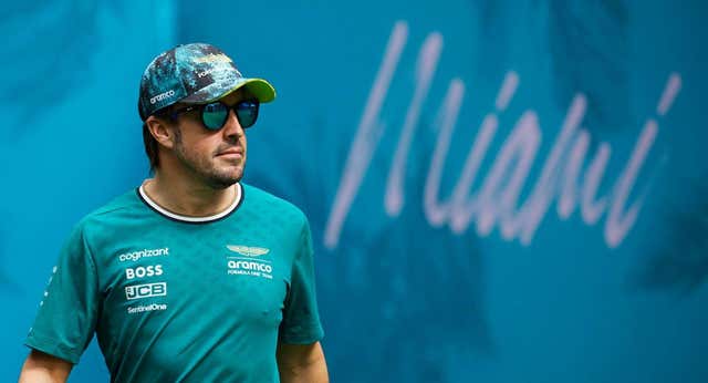 Fernando Alonso manda un aviso a todos sus rivales: «Todavía tengo la misma motivación y no conozco otra vida»