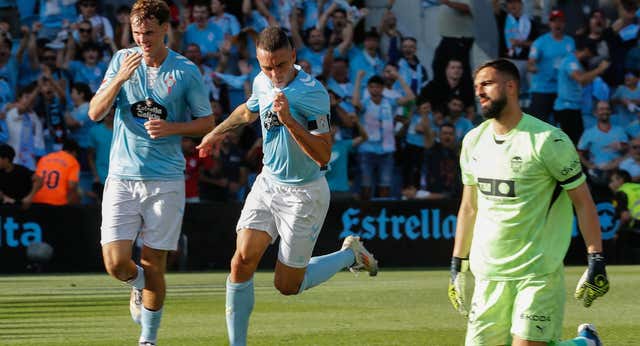 La felicidad de Iago Aspas apunta a Claudio Giráldez y esconde un palo a Benítez