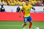 El Rayo da un golpe en la mesa y ata a James Rodríguez