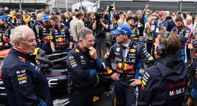 Red Bull ya huele su propia sangre: el conformismo de Max Verstappen convierte la situación en «alarmante»
