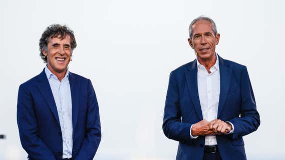 Carlos de Andrés, en la presentación de La Vuelta 2023, junto a Perico Delgado/Getty Images