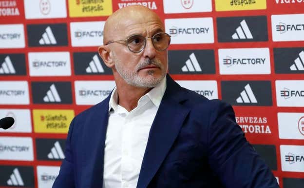 Luis de la Fuente, en la rueda de prensa en la Ciudad del Fútbol el 1 de septiembre de 2023.  AGENCIAS