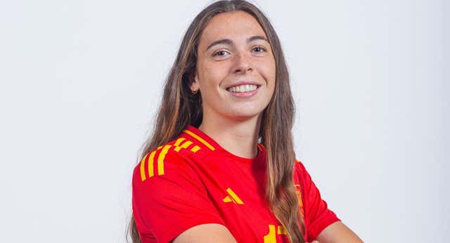 Lucía Corrales y el camino hasta el “mariposeo” del debut en el Mundial: “La ayuda diaria de mi padre ha sido esencial”