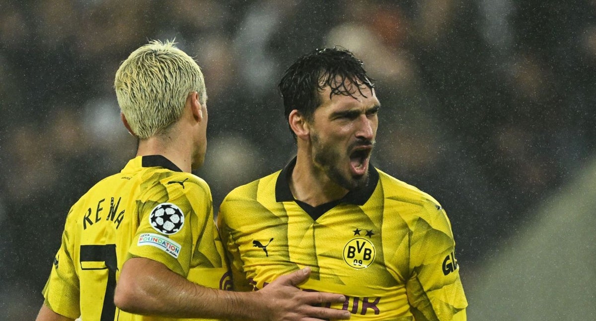 Hummels celebra un gol con el Dortmund.