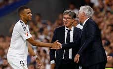 Ancelotti alaba a Mbappé y lanza un guiño a Vinicius: «Ha sido muy altruista al dejarle el penalti»