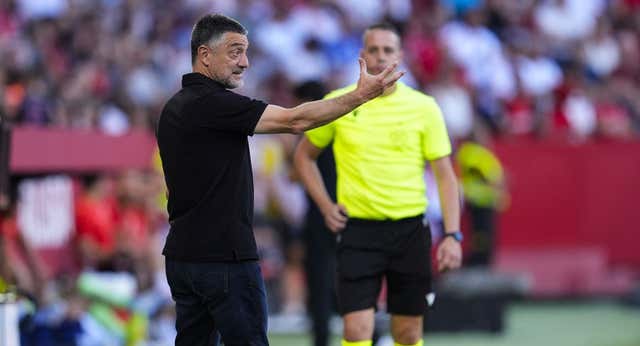 García Pimienta pide perdón a la afición… pero sigue viendo cosas positivas en el Sevilla