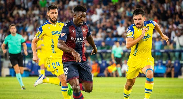 La cruda realidad de CVC para el Levante: «De nada me va a servir hacer mejores palcos, el dinero debe ir a los futbolistas»