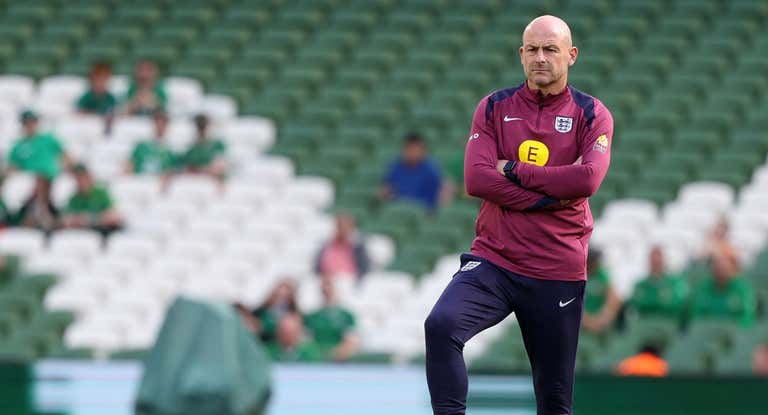 Lee Carsley, en un entrenamiento con Inglaterra.