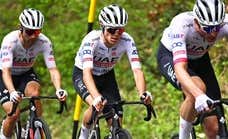 Ineos se lanza a por Pablo Torres, pero la joya del ciclismo español quiere seguir en el UAE