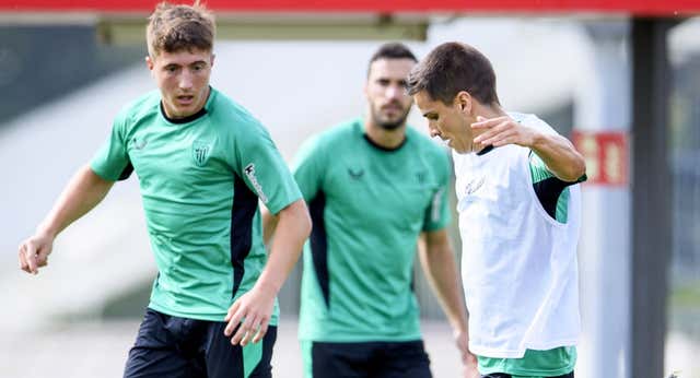 El timón Galarreta se suma al barco de un Athletic con siete partidos en 22 días