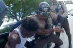 Un nuevo episodio de «violencia policial» con una estrella de la NFL salpica de polémica Estados Unidos: «Llévame a la cárcel, hermano»