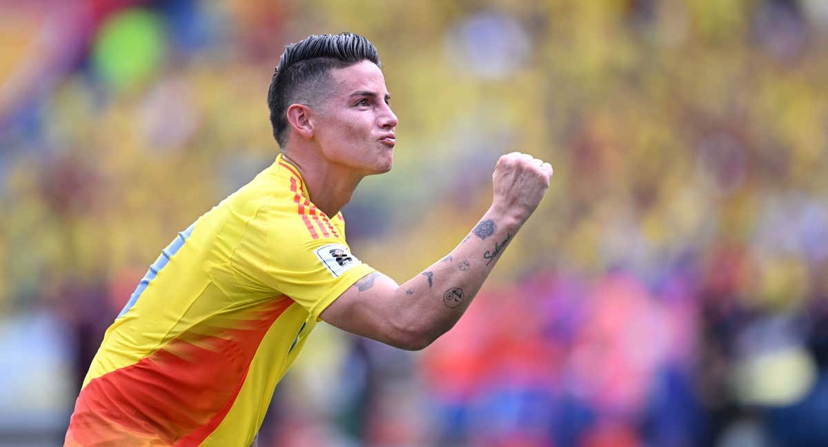 James celebra el triunfo de Colombia ante Argentina.