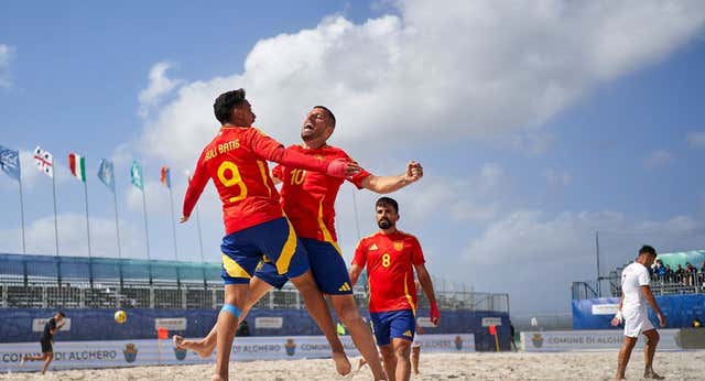 España supera con sufrimiento a Polonia y se clasifica para semifinales del Europeo