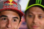 El trauma de Valentino Rossi que le impide dejar de hablar (mal) de Marc Márquez