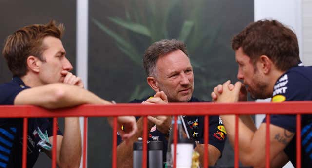 Red Bull pasa de copiado a ‘copión’ para salvar el curso: ‘Si se considera aceptable, buscaremos soluciones similares a McLaren’