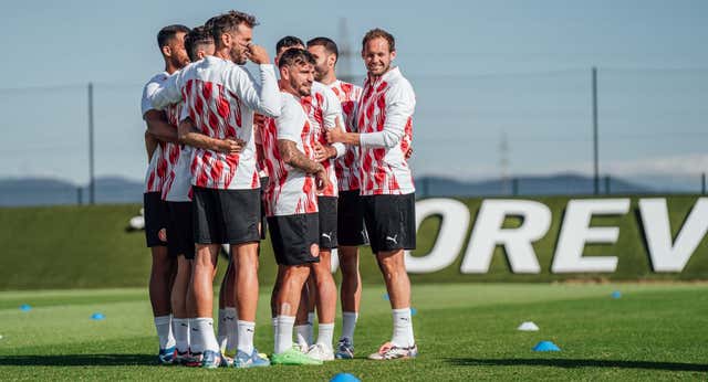 El “no cojáis el teléfono, ¡que nos fichan a otro!” que explica otro milagro de Quique Cárcel para construir al Girona de Champions