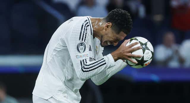 Acaban las cinco semanas de plazo de Ancelotti y el debate interno no se cierra: «Si construimos fútbol no marcamos el primer gol»