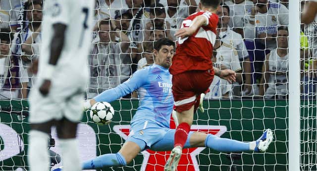 Santi Cañizares equipara el status de Courtois con el de Messi y Maradona: ‘En otro lo destacaríamos’