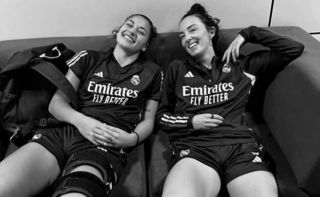 Carla Camacho y Caroline Weir durante la recuperación.  INSTAGRAM: CAROLINE WEIR