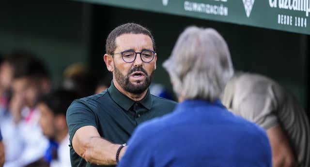El cuento de nunca acabar entre Bordalás y Pellegrini: «Si tanto ama el fútbol que llame la atención a los suyos»