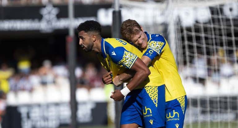 Chris Ramos celebra el gol de la victoria en Cartagena