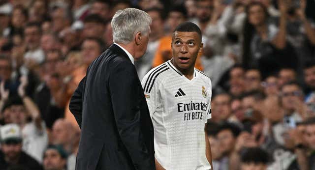 La lesión de Mbappé empezó con un farol de Ancelotti y un cambio que disgustó a Rodrygo