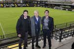Los «cafés de 2 o 3 horas» que resumen la ayuda del Aston Villa a un Primera RFEF que tiene 'aroma Champions'