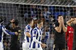 Baraja al límite, enfadadísimo y negando en el banquillo: «¡Ya está bien!»